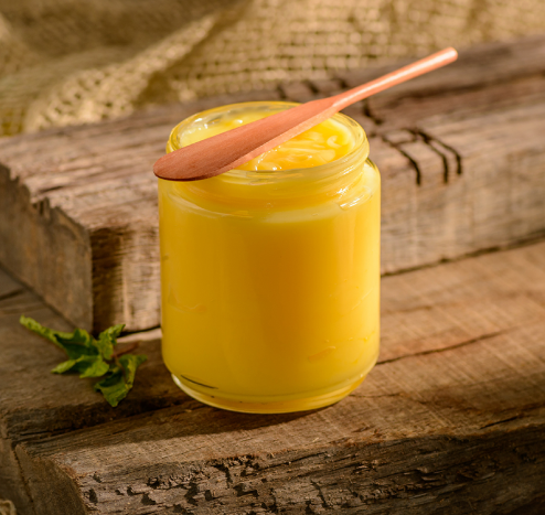 Ghee: el oro líquido del Ayurveda para una piel radiante
